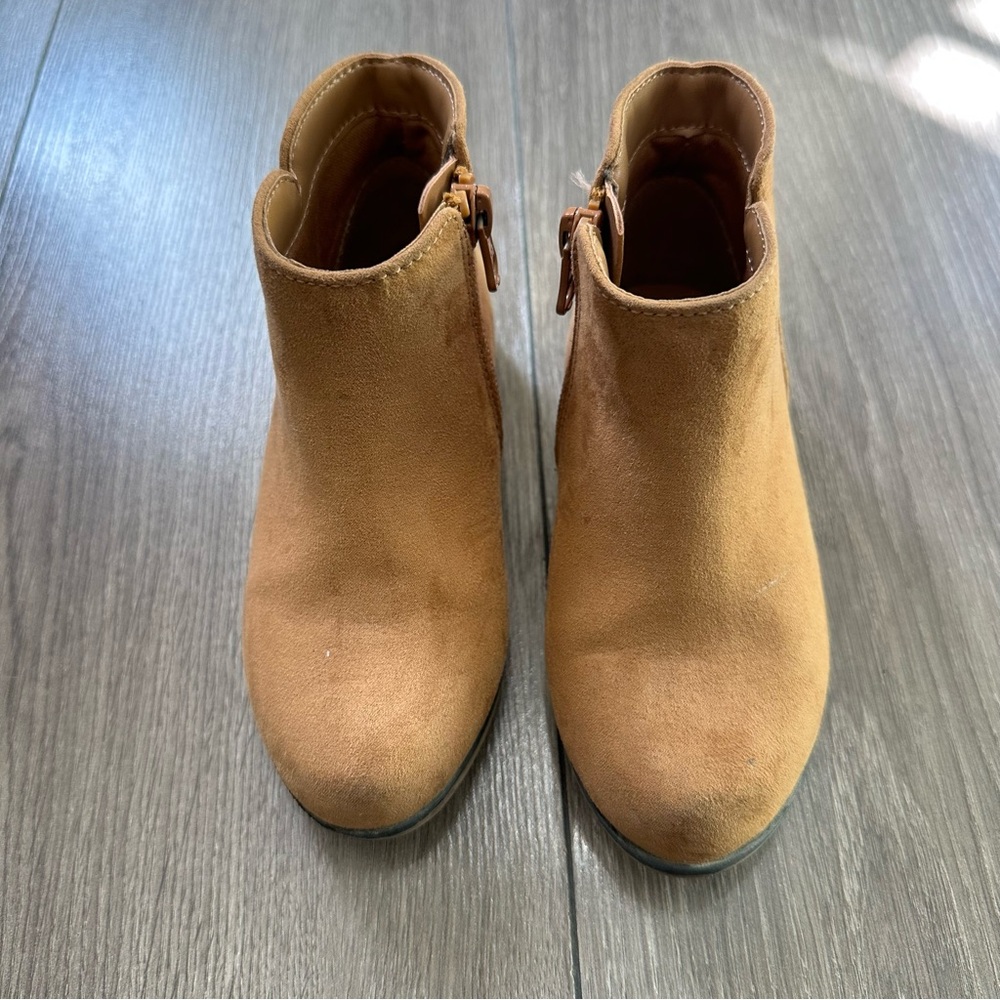 Cat & Jack Light Brown Ankle Boots